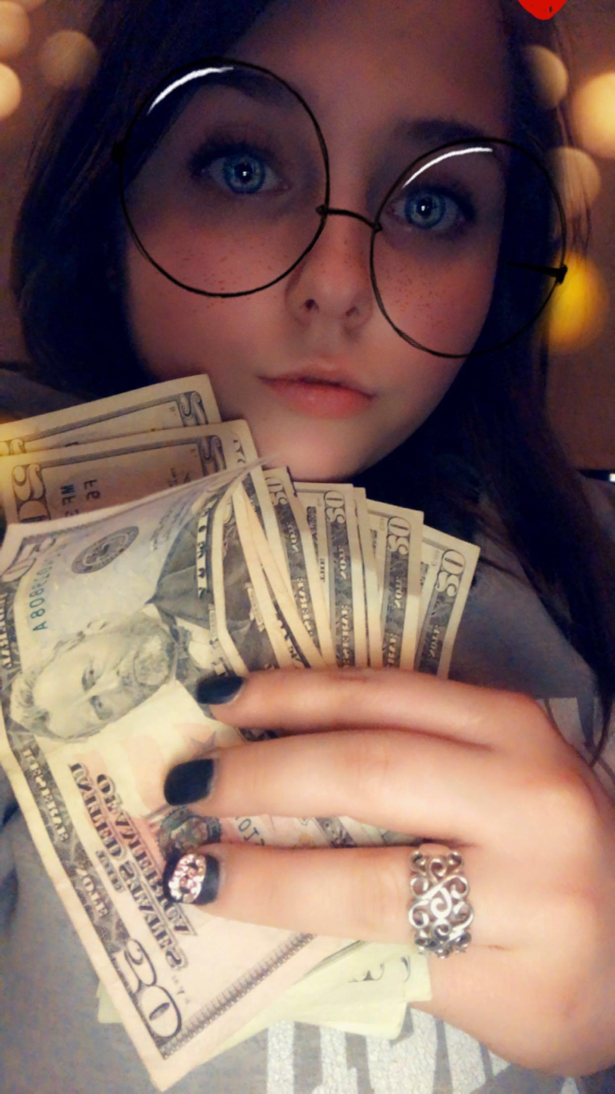 Verified LustPays creator