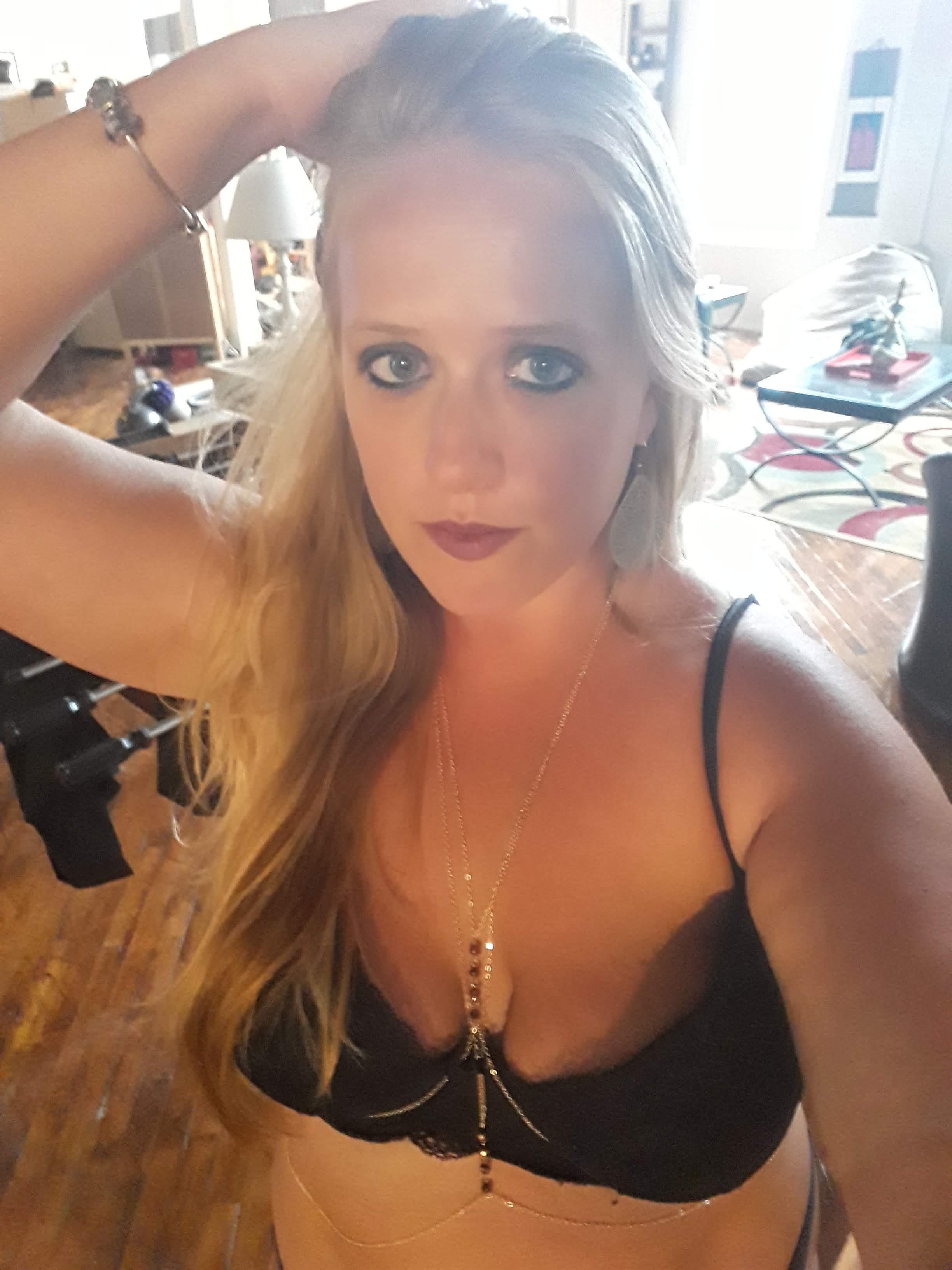 Verified LustPays creator