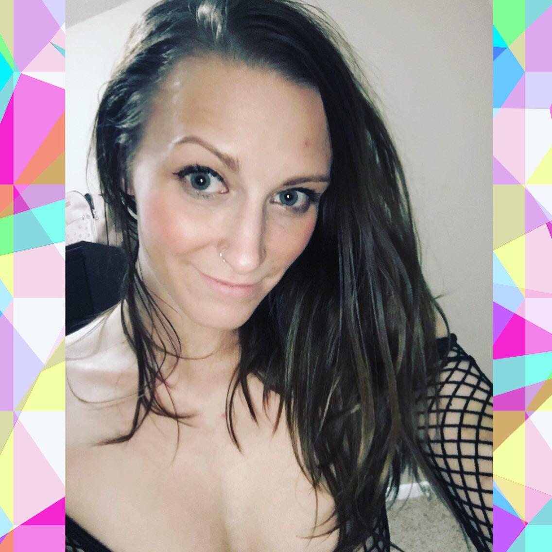 Verified LustPays creator