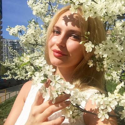 Verified LustPays creator